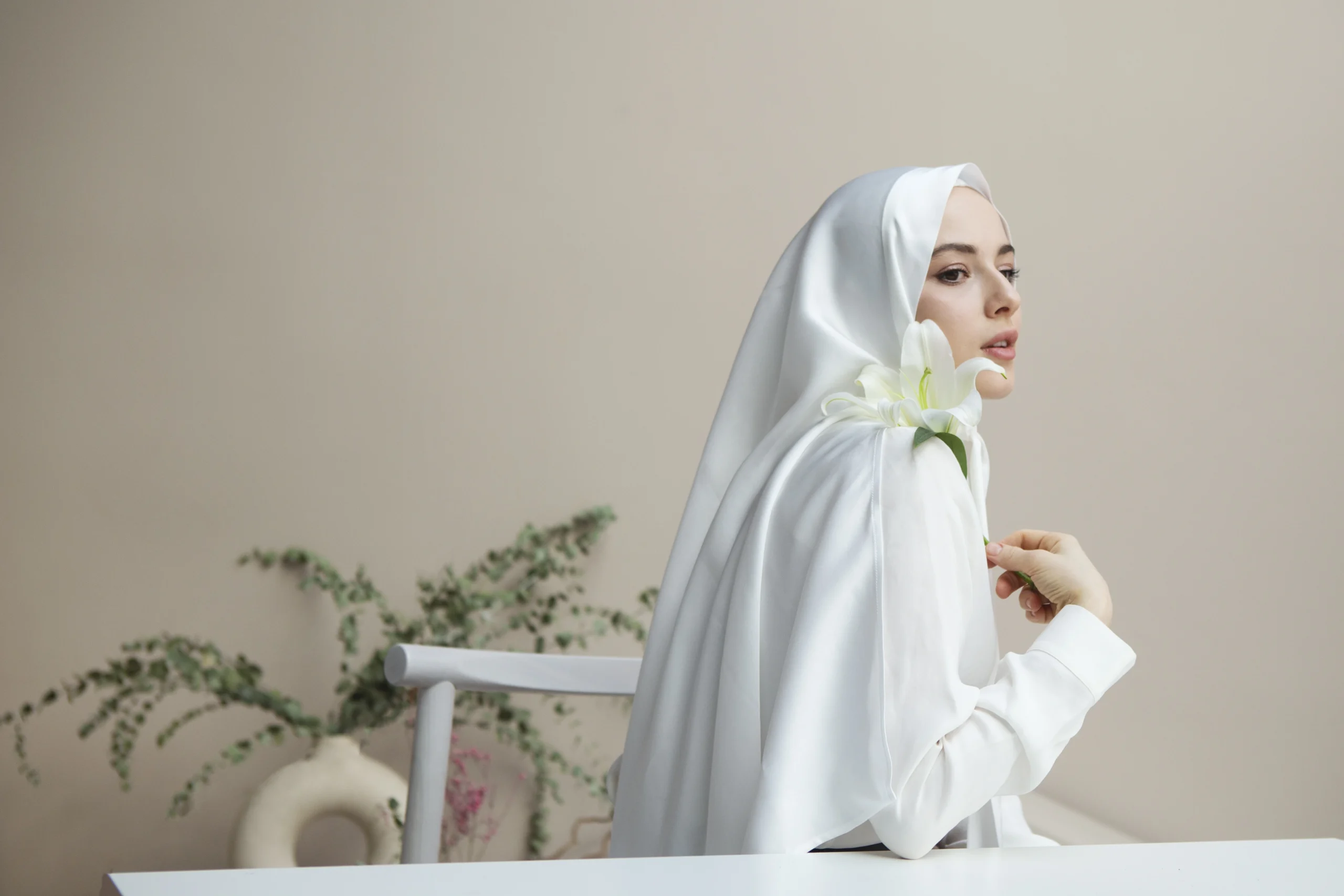 beautiful-woman-wearing-hijab (5)